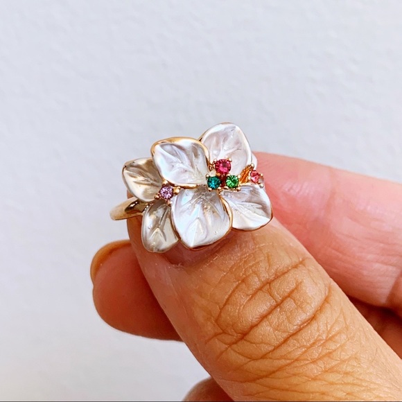 Rose Gold White Floral Cz Romantic Ring - Picture 6 of 8